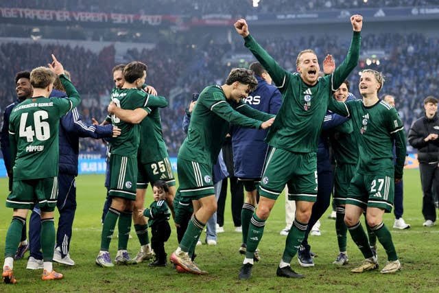 Schalke News Aktuelle Entwicklungen Spiele und wichtige Themen rund um S04